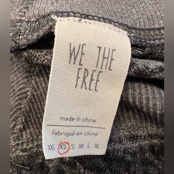 We The Free Charcoal South Side Waffle Knit V Neck Long Sleeve Top Size XS - Picture 3 of 6